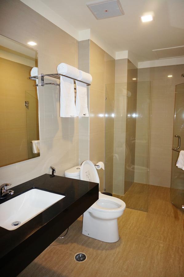 Green Eden Hotel Manado Eksteriør billede