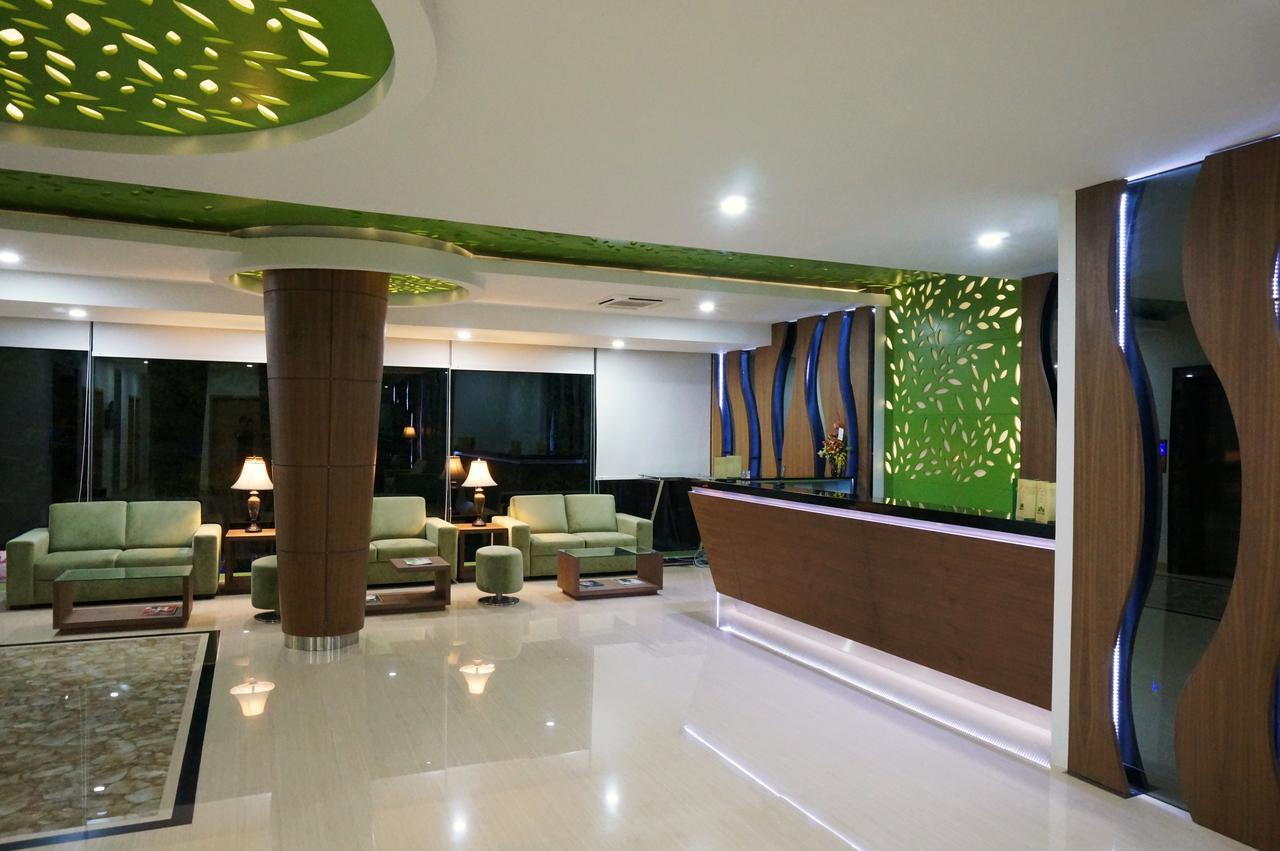 Green Eden Hotel Manado Eksteriør billede